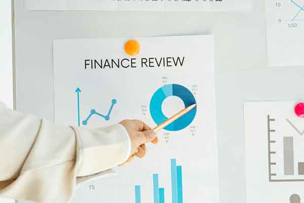B2B Financial Consulting & Corporate Legal Advisory